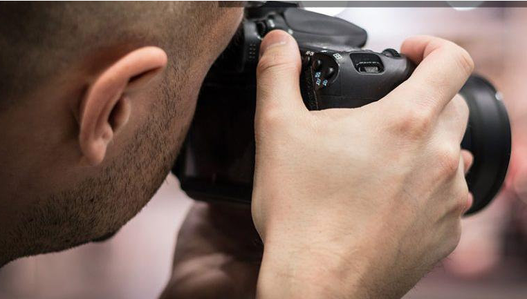 北京市正规侦探社：一个整天挑剔你的男人的心理